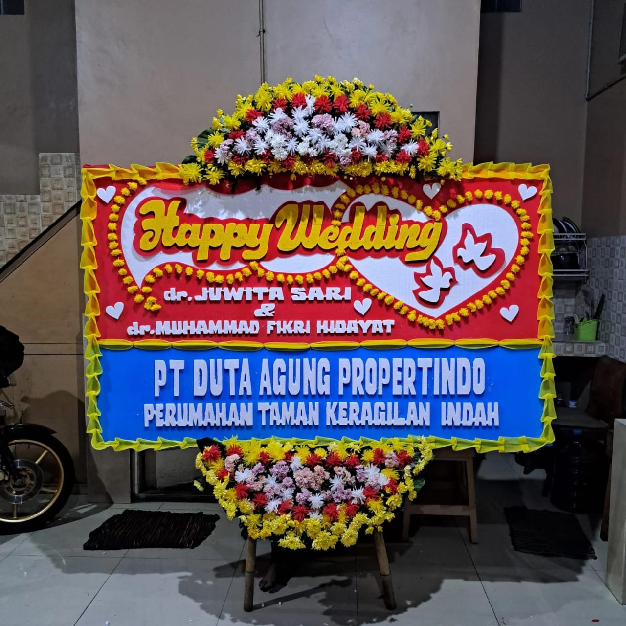 Papan bunga sambung besar